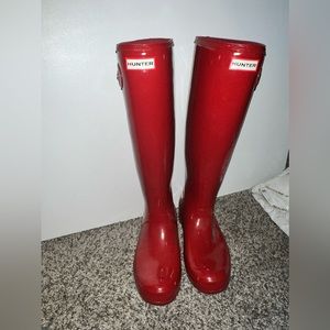 Women’s size 8 red tall hunter boots